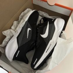 Nike Air Zoom (Women’s)