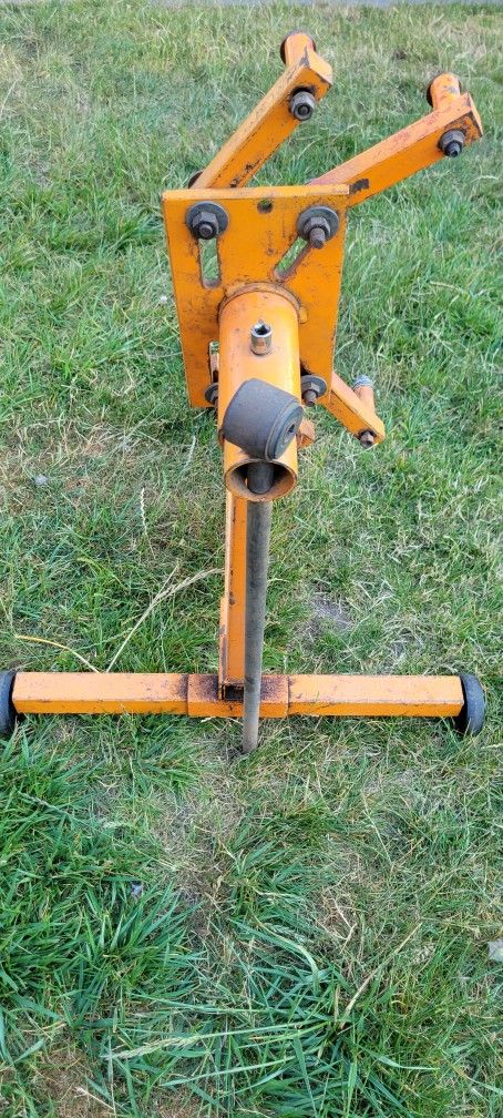 Allied Engine Stand