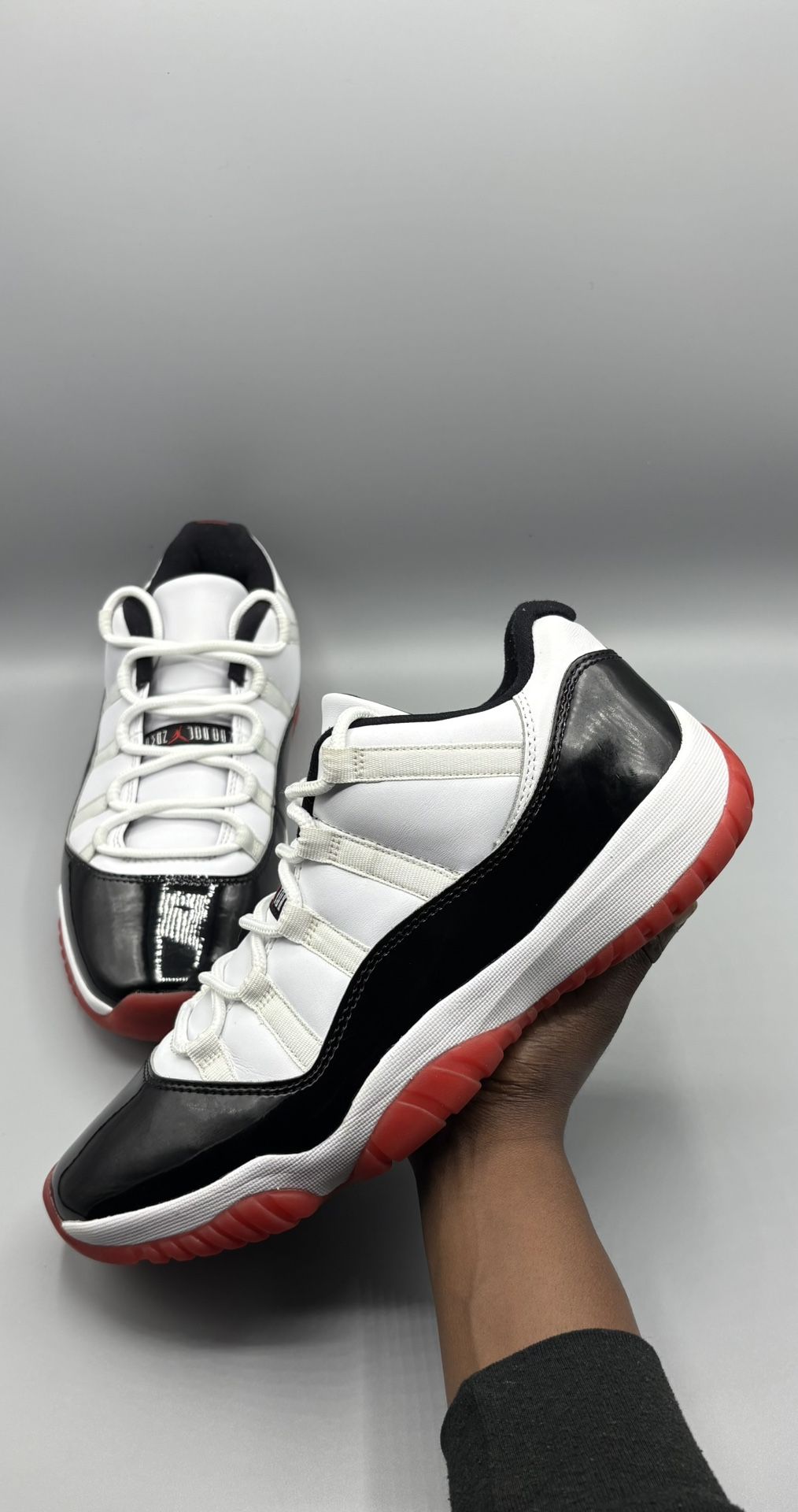 Jordan 11 Retro Low Concord Bred (Sz 11)