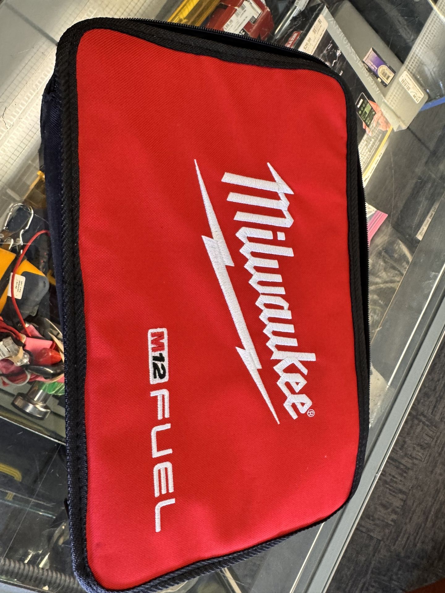 Milwuakee Impact Wrench M12