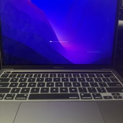 “MacBook Pro M1 13” 2020 – Excellent Condition – Fast”