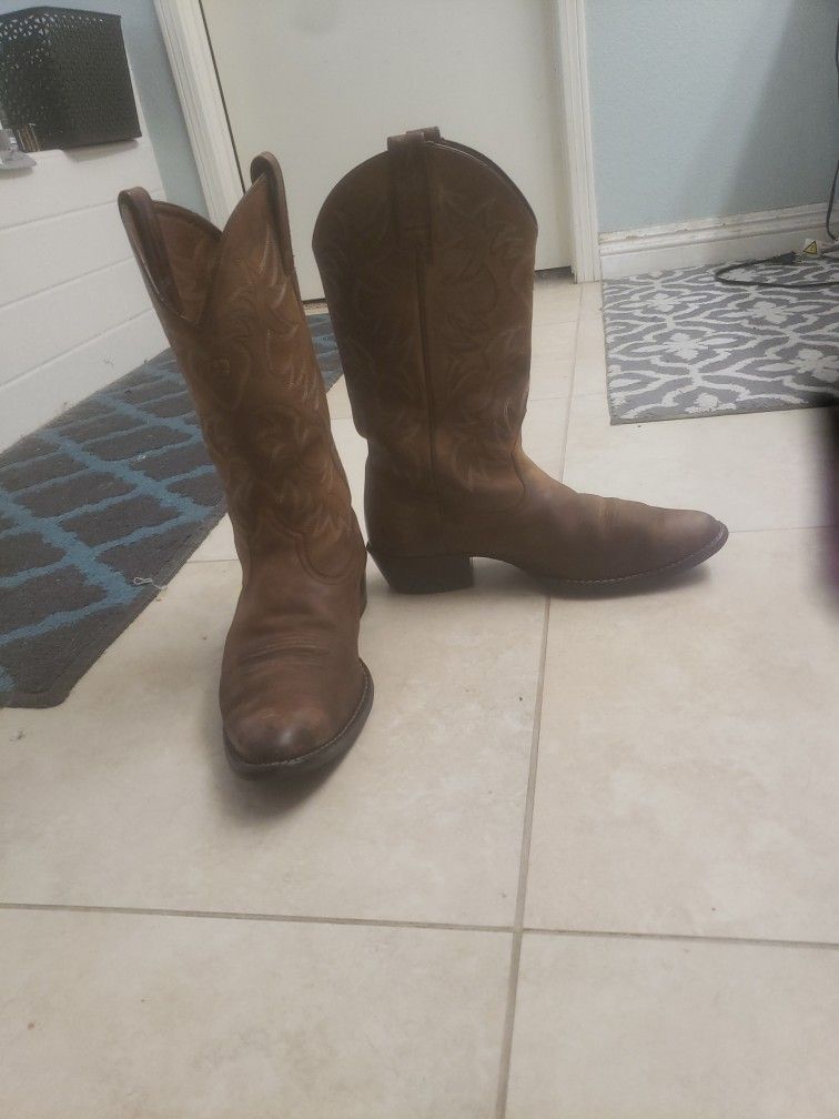 Ariat Cowboy Boots