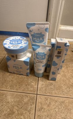 Milk Skin Care Set 