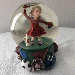 Cheerleader snow globe