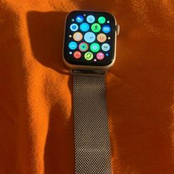 Apple Watch Series 5 40mm 
