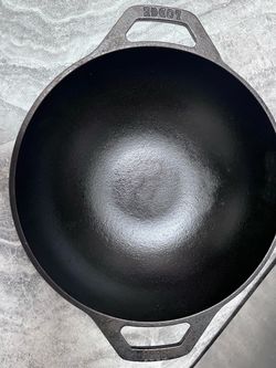 Lodge cast iron wok