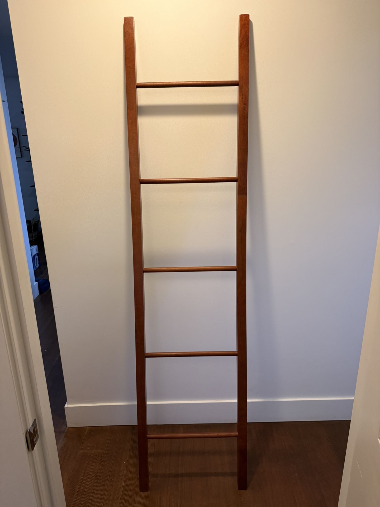 Blanket Or Decorative Ladder 80”