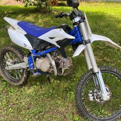 Apollo 125cc Big Wheel