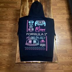 Official Formula-1 Men's Black Graphic Hoodie