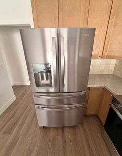 Whirlpool 34” in. 24.5 cu. ft. Standard Depth French