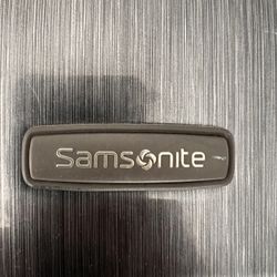 Samsonite Winfield  20" Spinner suitcase in Brushed Anthracite. 