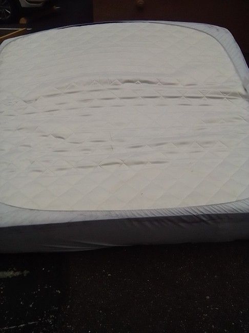 Dreamcloud Mattress 