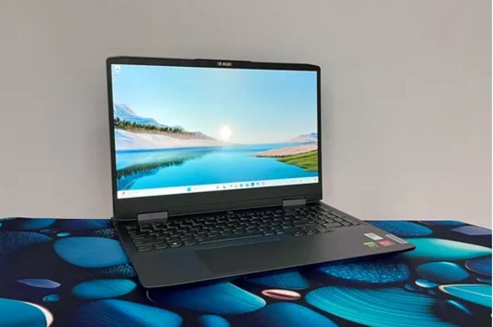 Lenovo LOQ 15.6" 144Hz Gaming Laptop