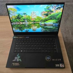 Razer Blade 14 144Hz FHD 3.3 GHz Ryzen 9 6900HX 16GB 1TB SSD RTX 3060