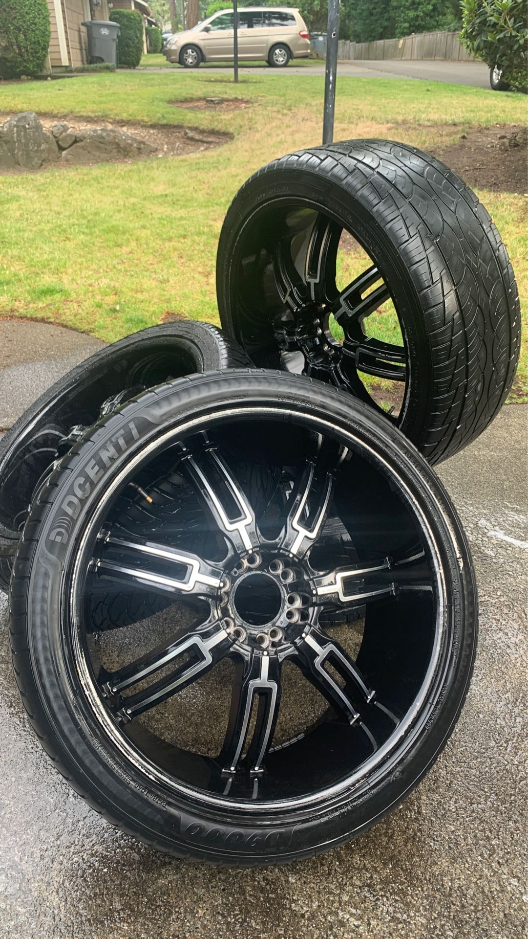 24’ universal truck rims with tires