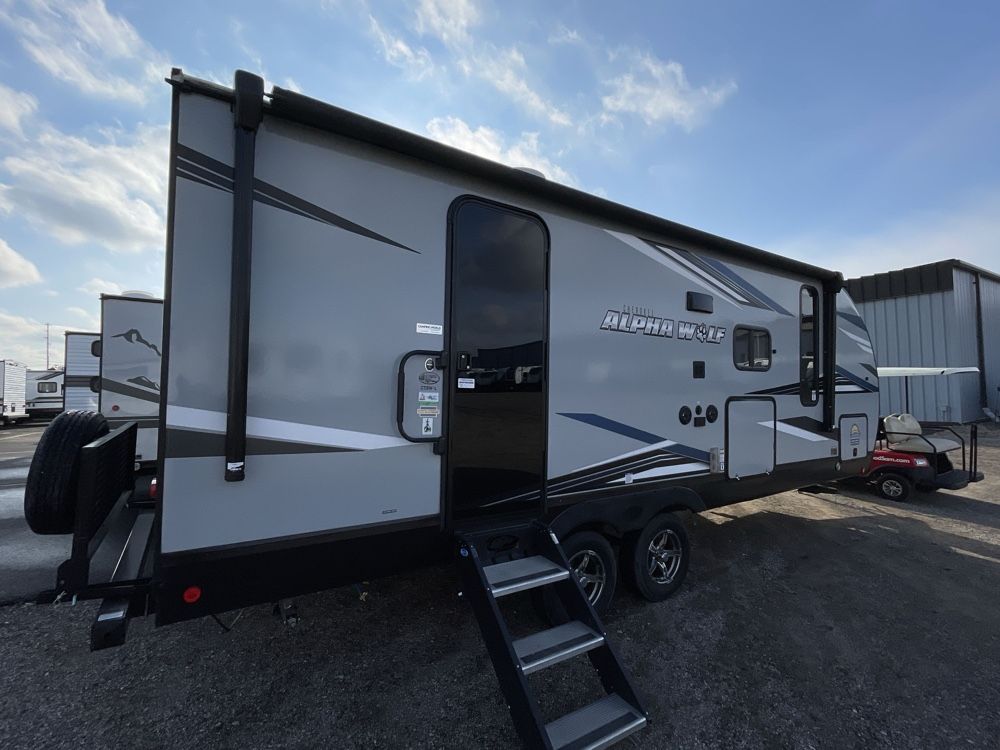 2022 Forest river Alpha wolf 22SW-L