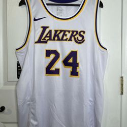 Kobe Bryant Los Angeles Lakers White Nike Swingman Jersey #24
