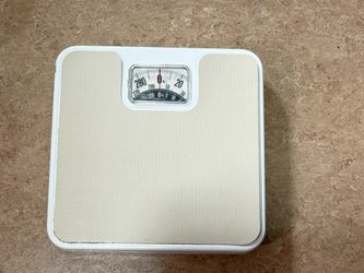 Metro Mechanical Bathroom Scale