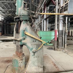 Chambersburg High Frame Hammer 