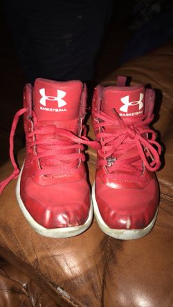 Under armour red basketball sneakers 13k 13c 13 boys