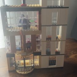 Legos 600 much more then this