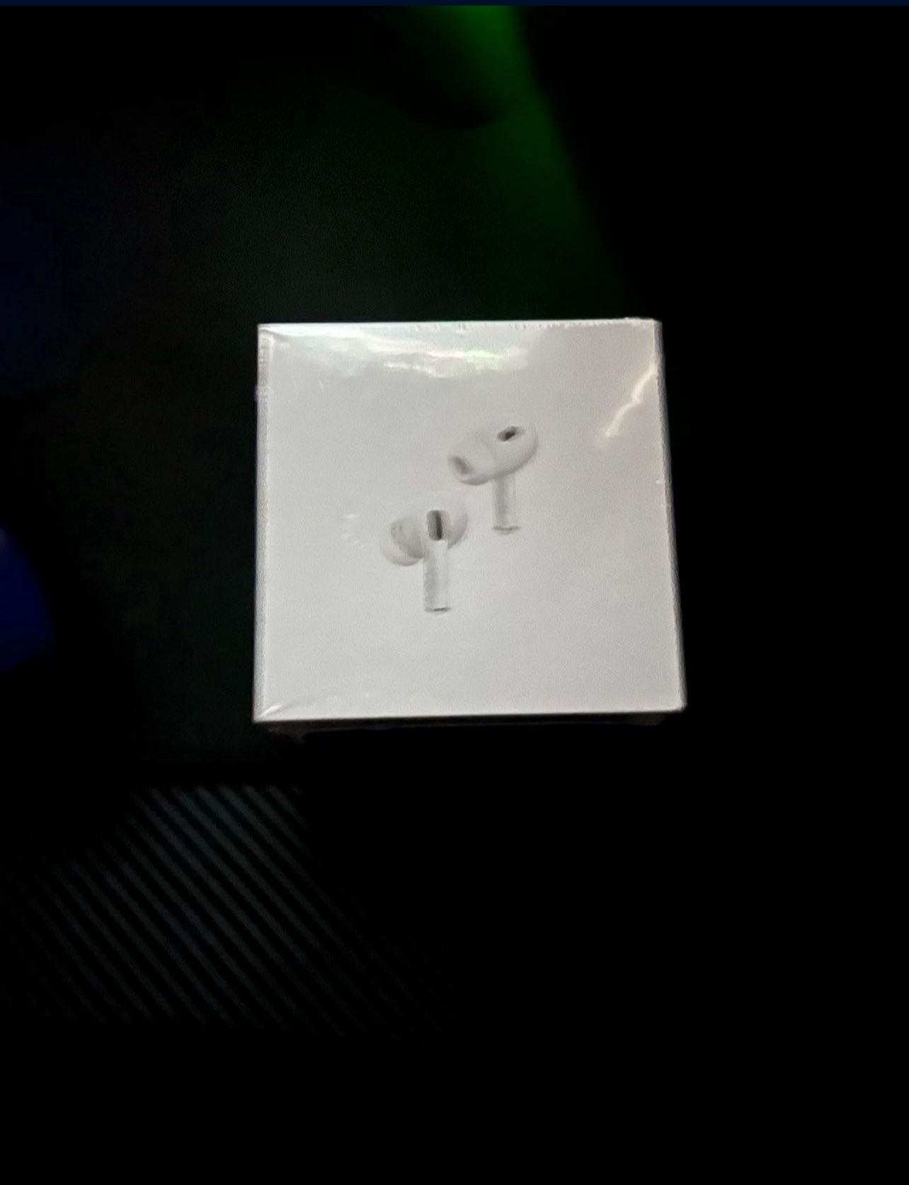 AirPods