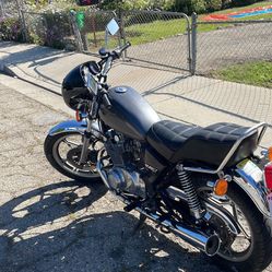 Suzuki Gs450L 