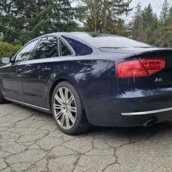 2011 Audi A8