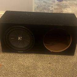 10” Kicker Comp R W/ Box And 2 Subwoofer Bazookas 