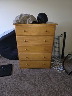 Dresser
