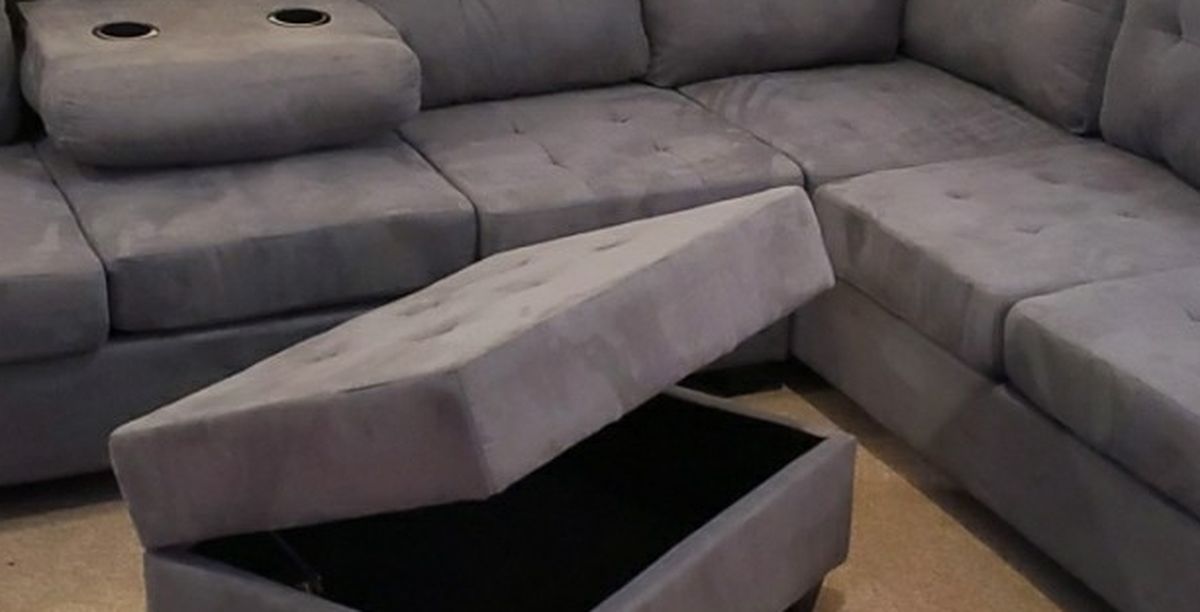 Reversible Sectional w/Chaise Dark Grey Fabric