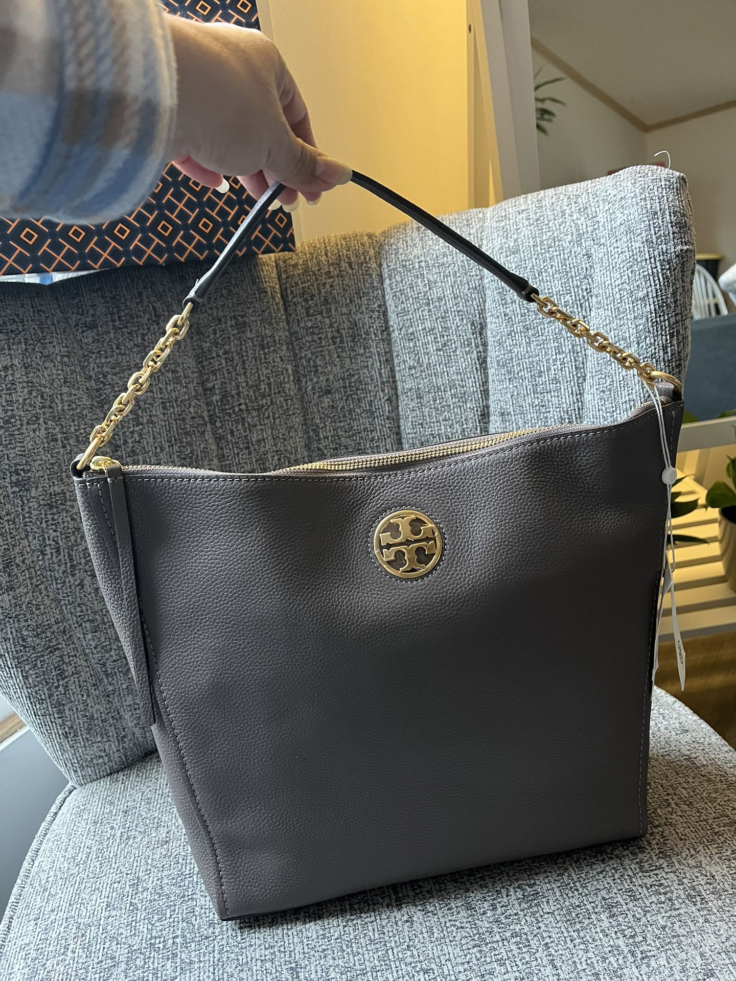 New Tory Burch Carson Bag for Sale in Santa Ana, CA - OfferUp