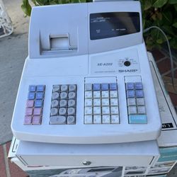 Cashier Machine , Electric, I Do Not Have The KEY and NEEDS Key To Open  the Machine 