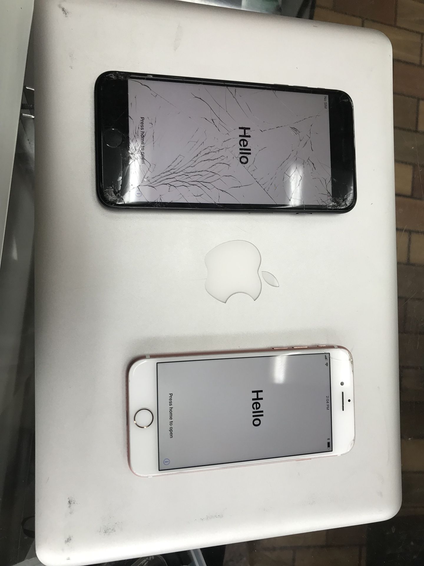 iPhone 7 Plus and 7 Both iClould Locked