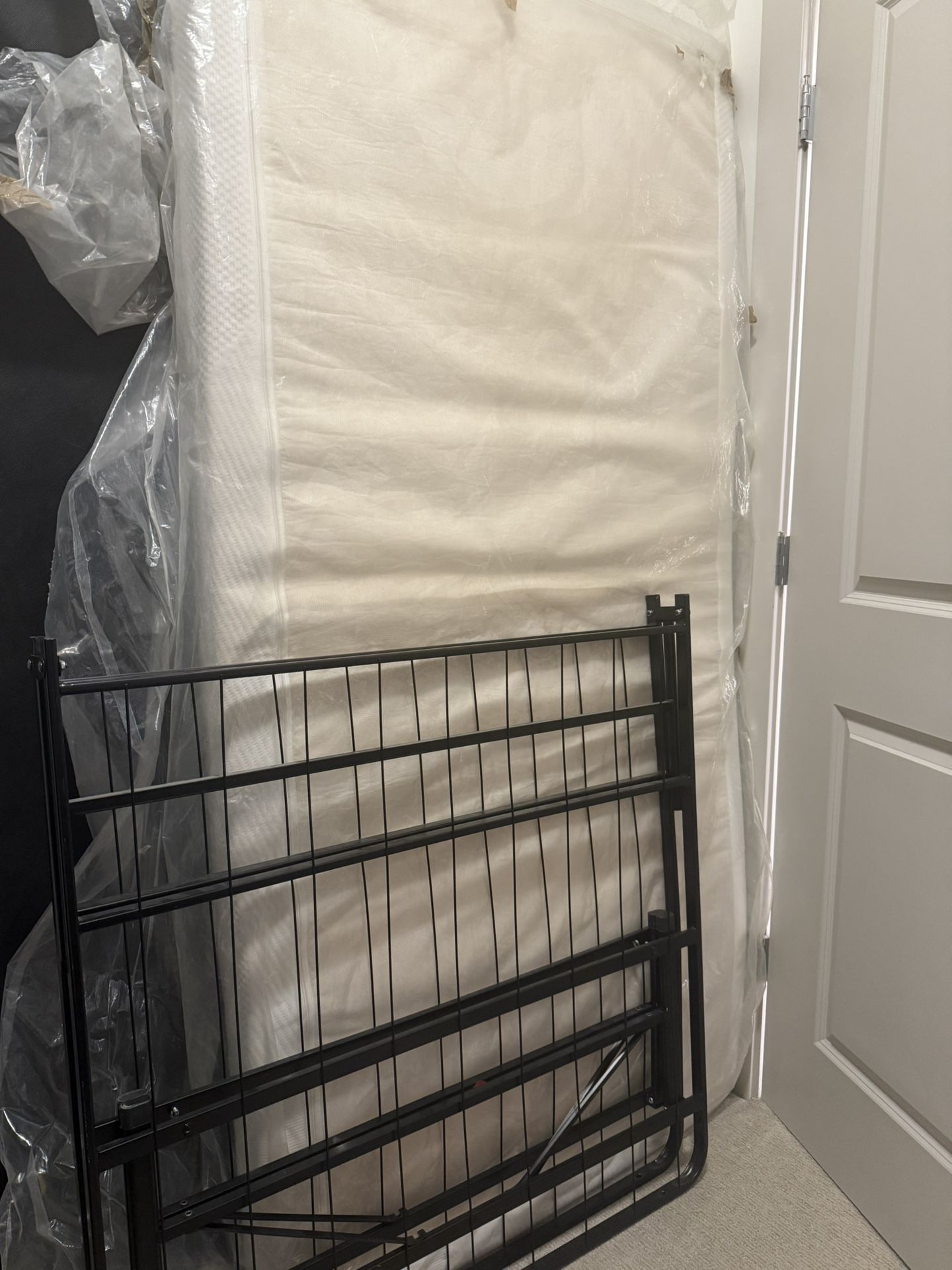 Mattress With Bed Frame 