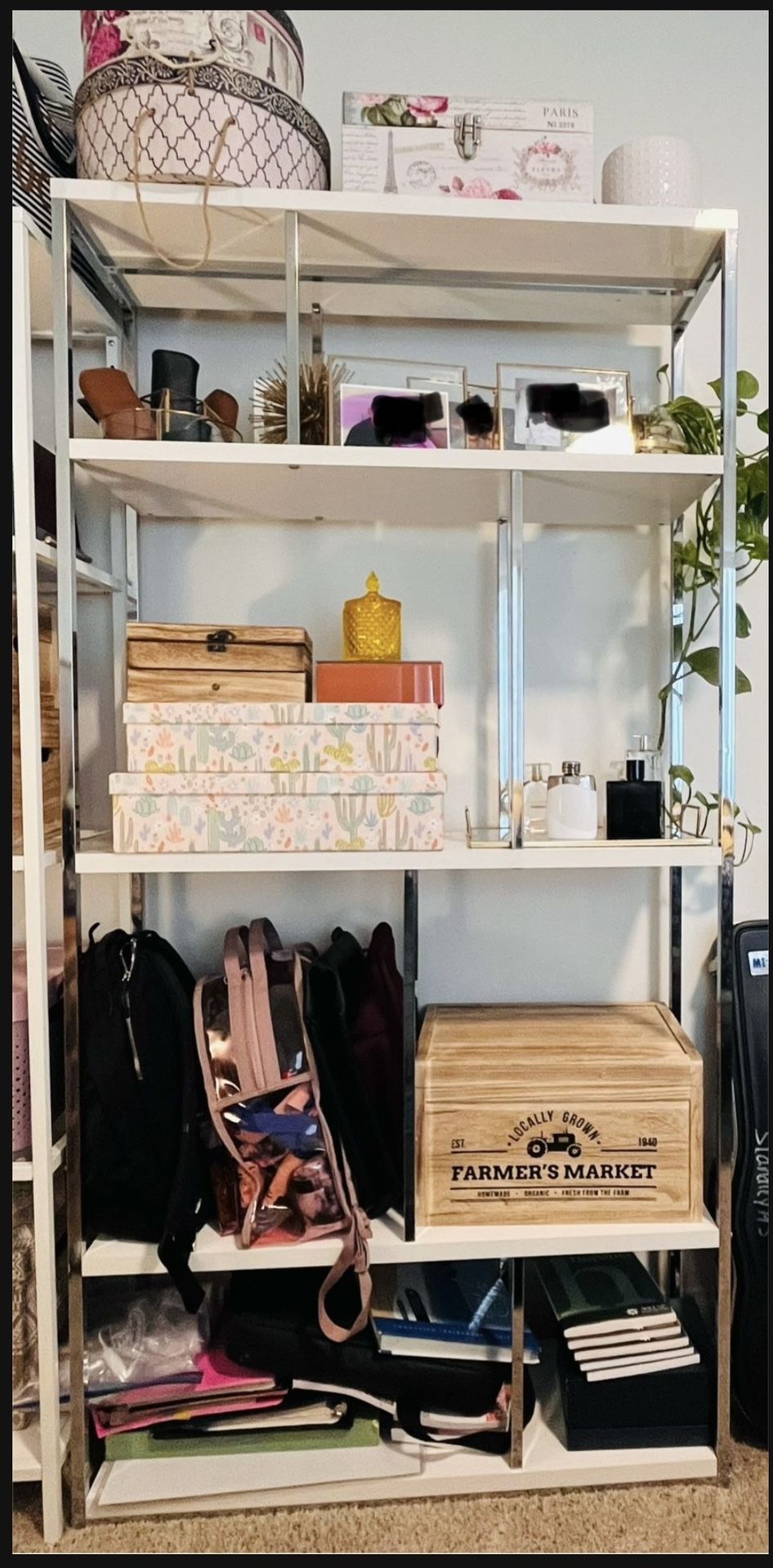 Bookshelf