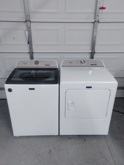 Maytag Pet Pro Washer and Dryer