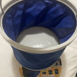 Collapsible Portable Bucket