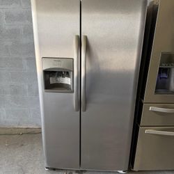 36” FRIGIDAIRE SIDE BY SIDE REFRIGERATOR NEVERA HELADERA FRIDGE WORKING PROPERLY DELIVERY WARRANTY 4 MONTHS 