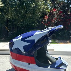 America Dirtbike Helmet