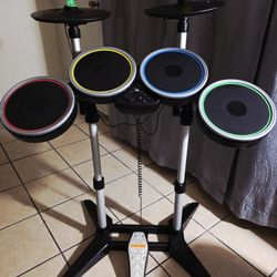 ROCKBAND 2 ,PS3 BUNDLE. PEDAL,DONGLE, MICROPHONE AND  CYMBALS 