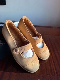 Chanel Suede Flats 41