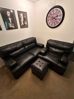 Black Chateau d’Ax Loveseat & Chair
