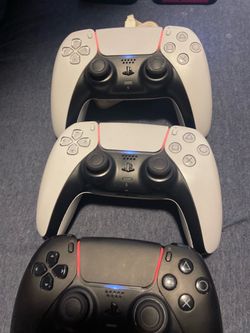 Three ps5 controllers