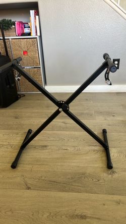 Piano stand or keyboard stand