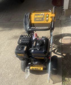 Dewalt 4400 Psi Pressure Washer