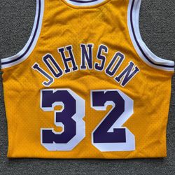 Mitchell & Ness Authentic Magic Johnson LA Lakers Gold 1984-85 Jersey