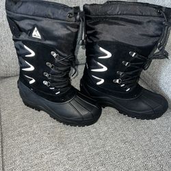 Waterproof snow boots 