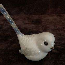 Bird Figurine Long Tailed Titmouse Lomonosov Porcelain Russia