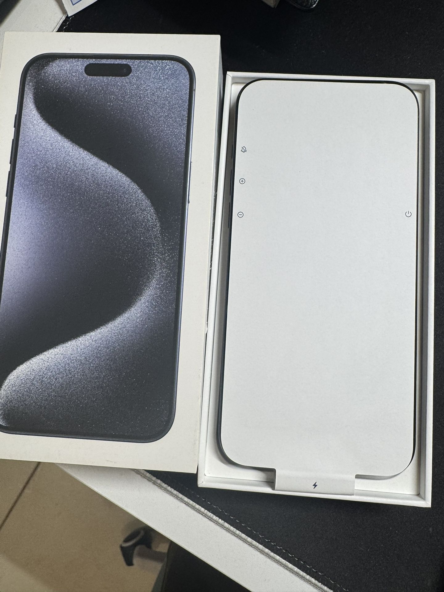iPhone 15 Pro Max Unlocked